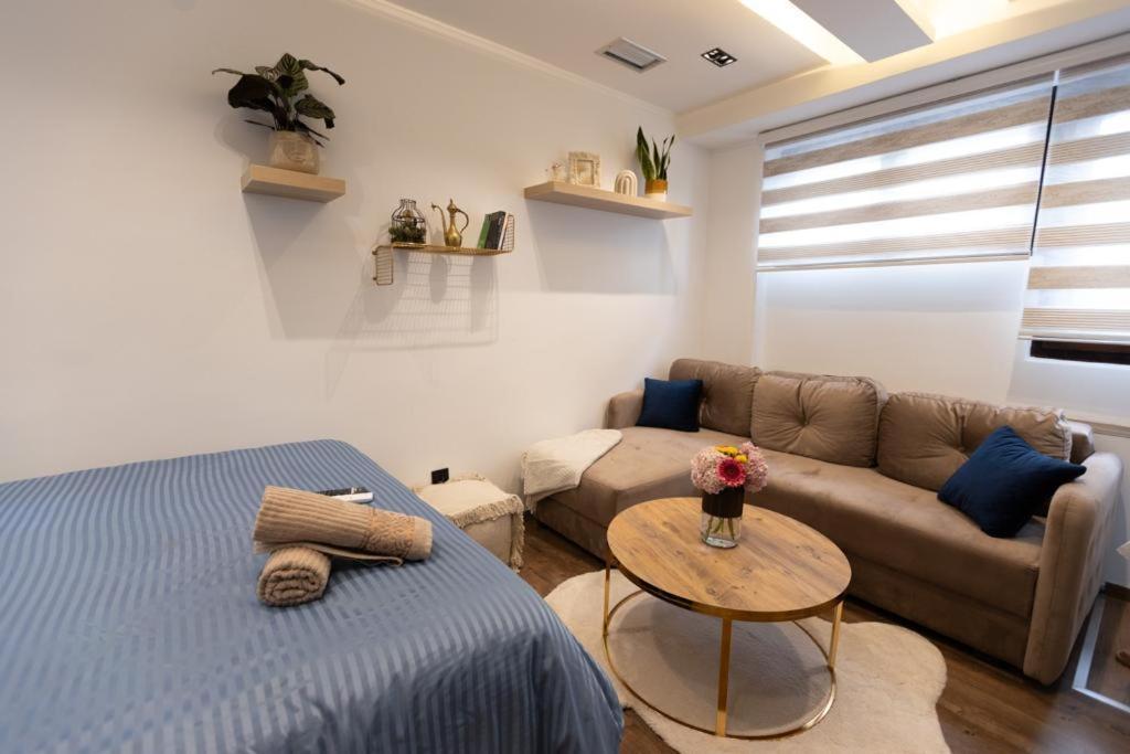 Bonsai Apartment Novi Pazar Exterior foto